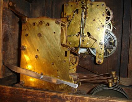 Seth Thomas Clock Co., Thomaston, Conn., "Chime Clock No. 1" with a spring driven 8 day time and strike movement (89M) and a 4 bell Sonora striking movement (90) in a mahogany Adamantine case.