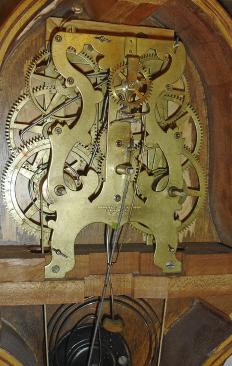 Reproduction J.C. Brown, Forestville, Conn., 8 day, time and strike detached fusee spring acorn shelf clock.